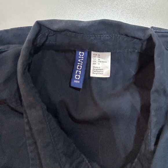 (3 for $15)  NWOT Divided Navy Blue Button Down (Men’s Medium) - Picture 3 of 3